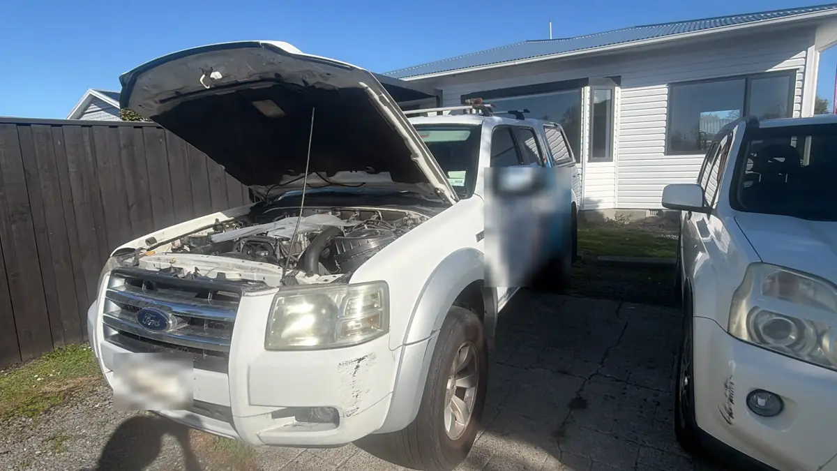 White 2008 Ford Ranger XLT double cab ute with the bonnet up